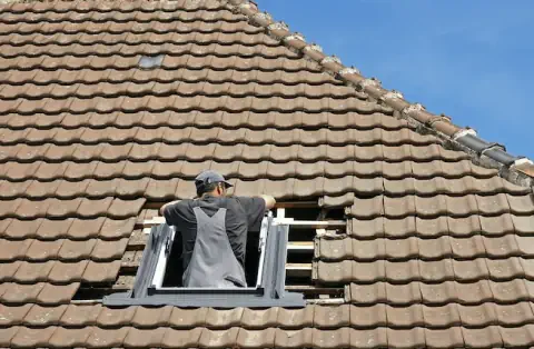 Pose de velux à la Remaudière
